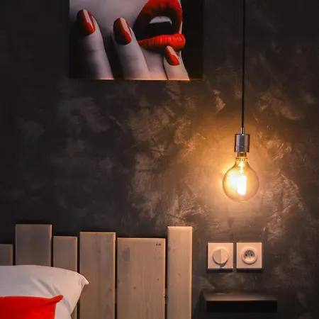 Appartement Charles Sous Le Charme à Nancy Extérieur photo